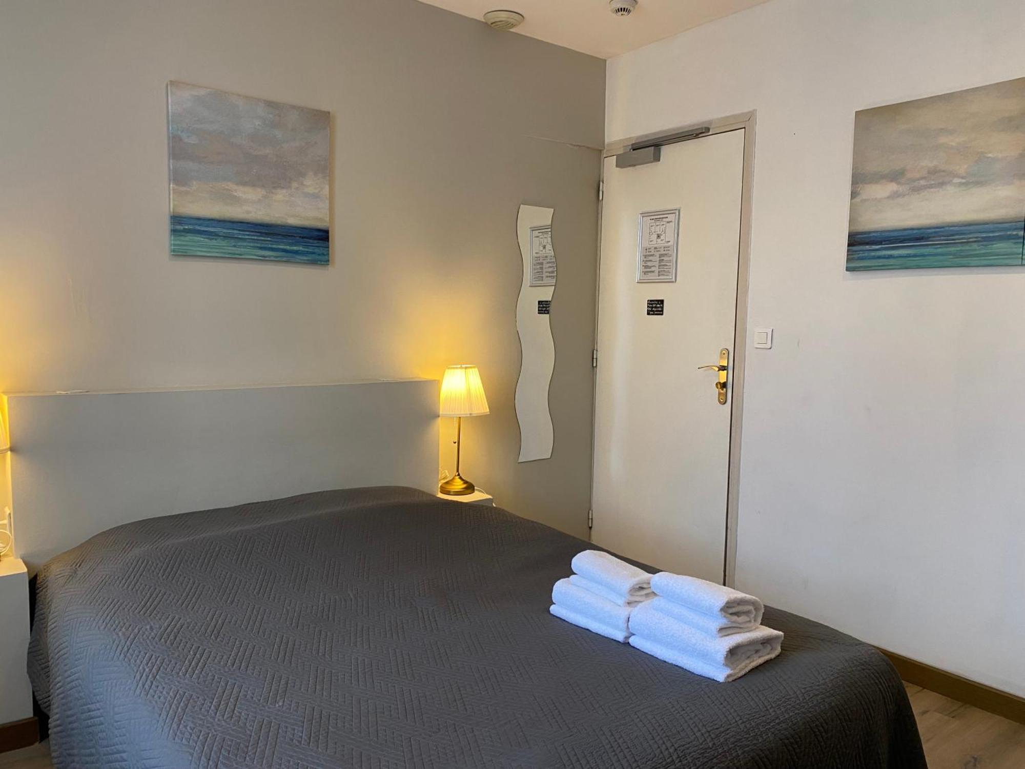 Hotel Saint Yves Нант Екстер'єр фото