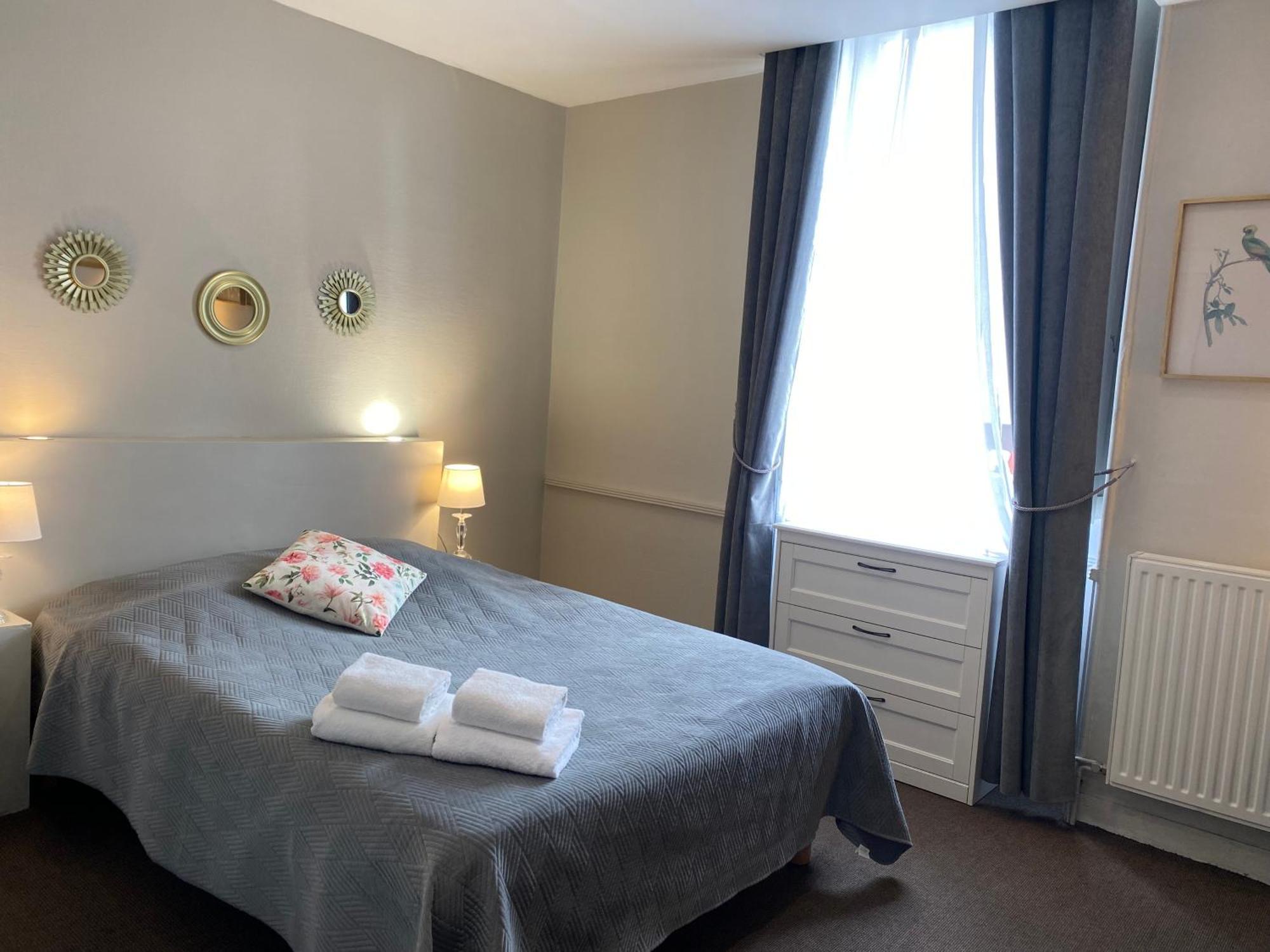 Hotel Saint Yves Нант Екстер'єр фото