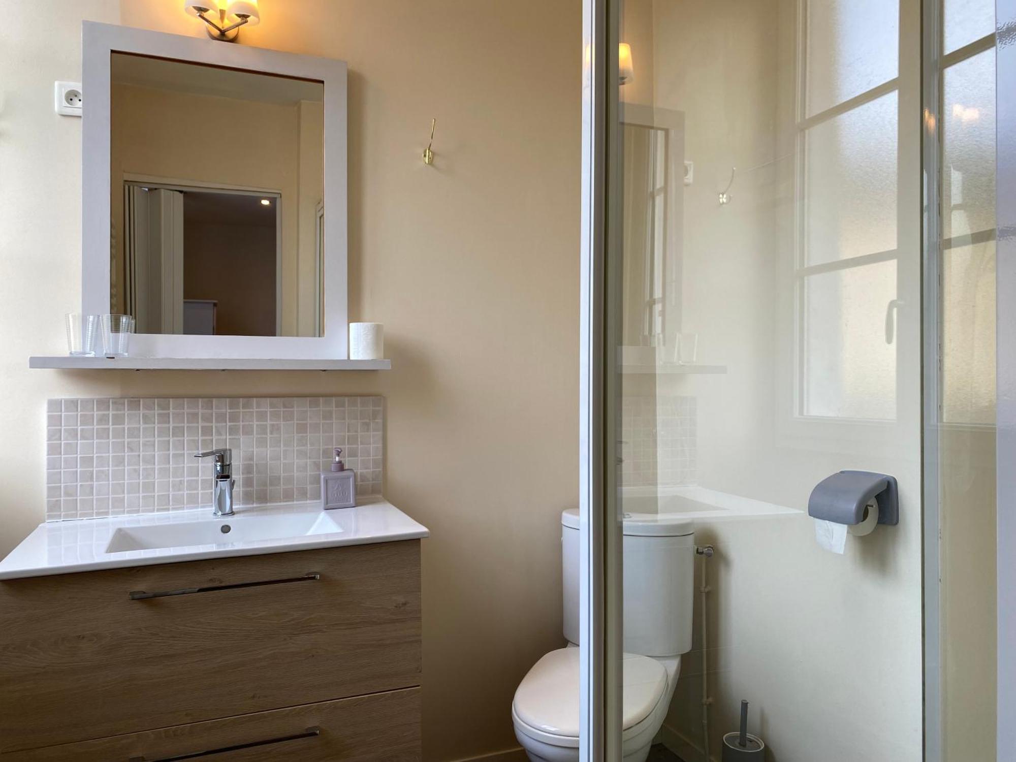 Hotel Saint Yves Нант Екстер'єр фото